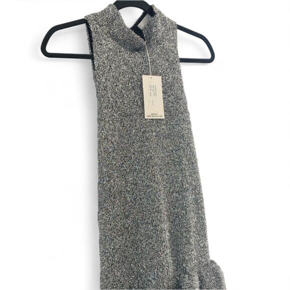 RARE! NWT Aknvas Ruffled Tinsel Knit Dress Silver M - Picture 8 of 9